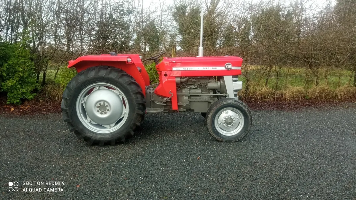 Massey Ferguson 135 - Image 1