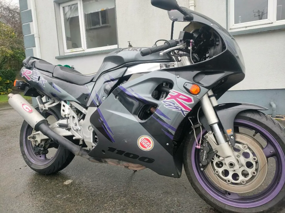 GSXR 1100 - Image 1