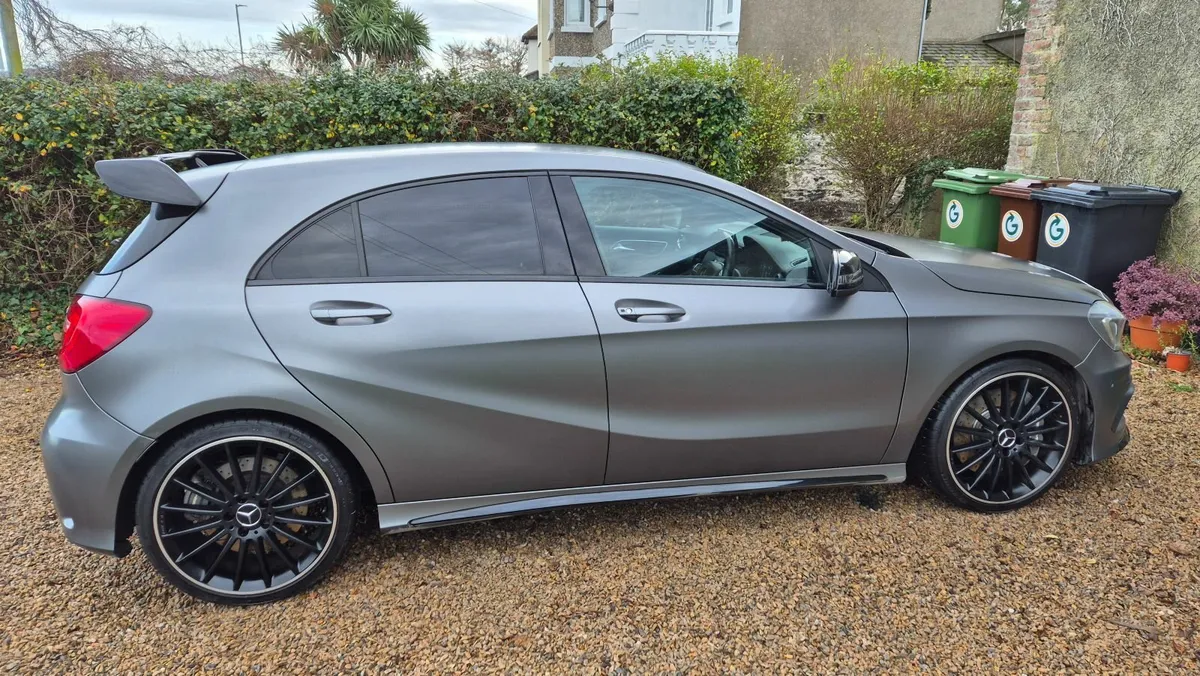 Mercedes-Benz A class AMG A45 - MOUNTAIN GRAY 2014 - Image 3