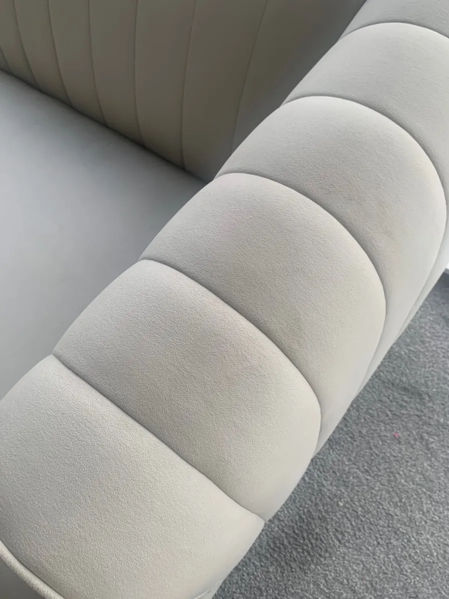 Sofa - Image 3