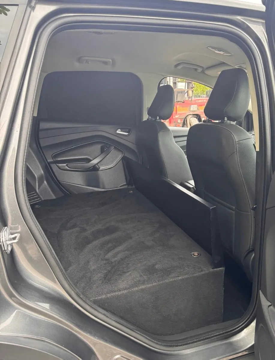 2019 Ford Kuga Titanium Low KLM’s - Image 4