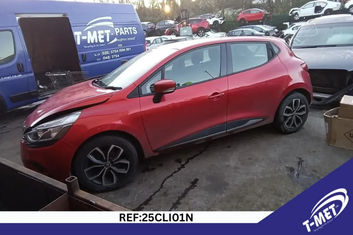 2019 RENAULT CLIO BREAKING FOR PARTS - Image 1