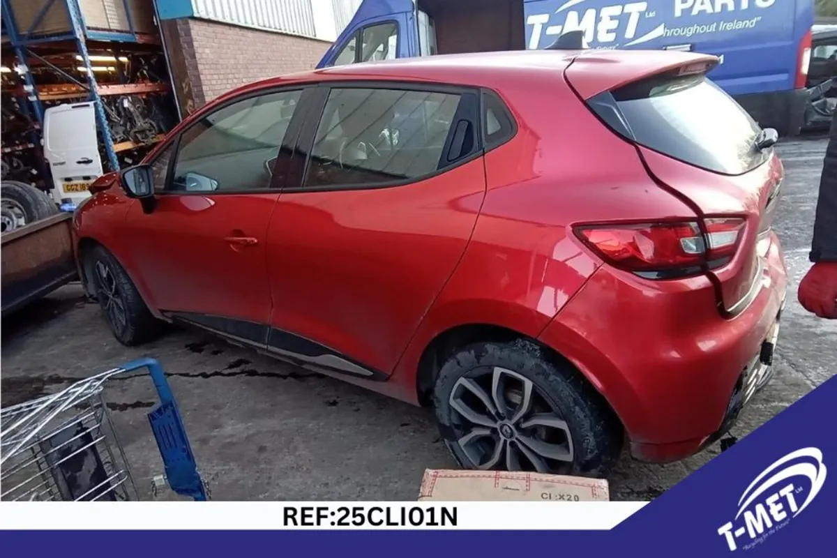 2019 RENAULT CLIO BREAKING FOR PARTS - Image 2