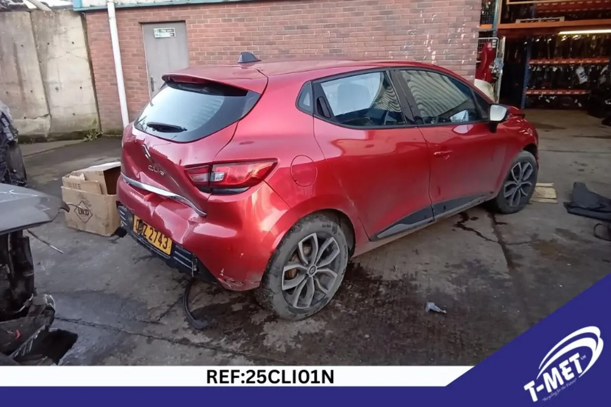 2019 RENAULT CLIO BREAKING FOR PARTS - Image 3