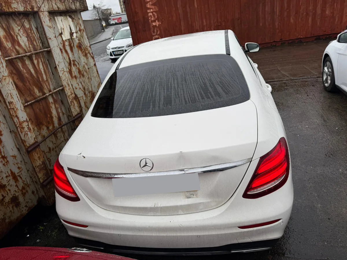 2017 MERCEDES E-CLASS  220 D AMG LINE BREAKING! - Image 2