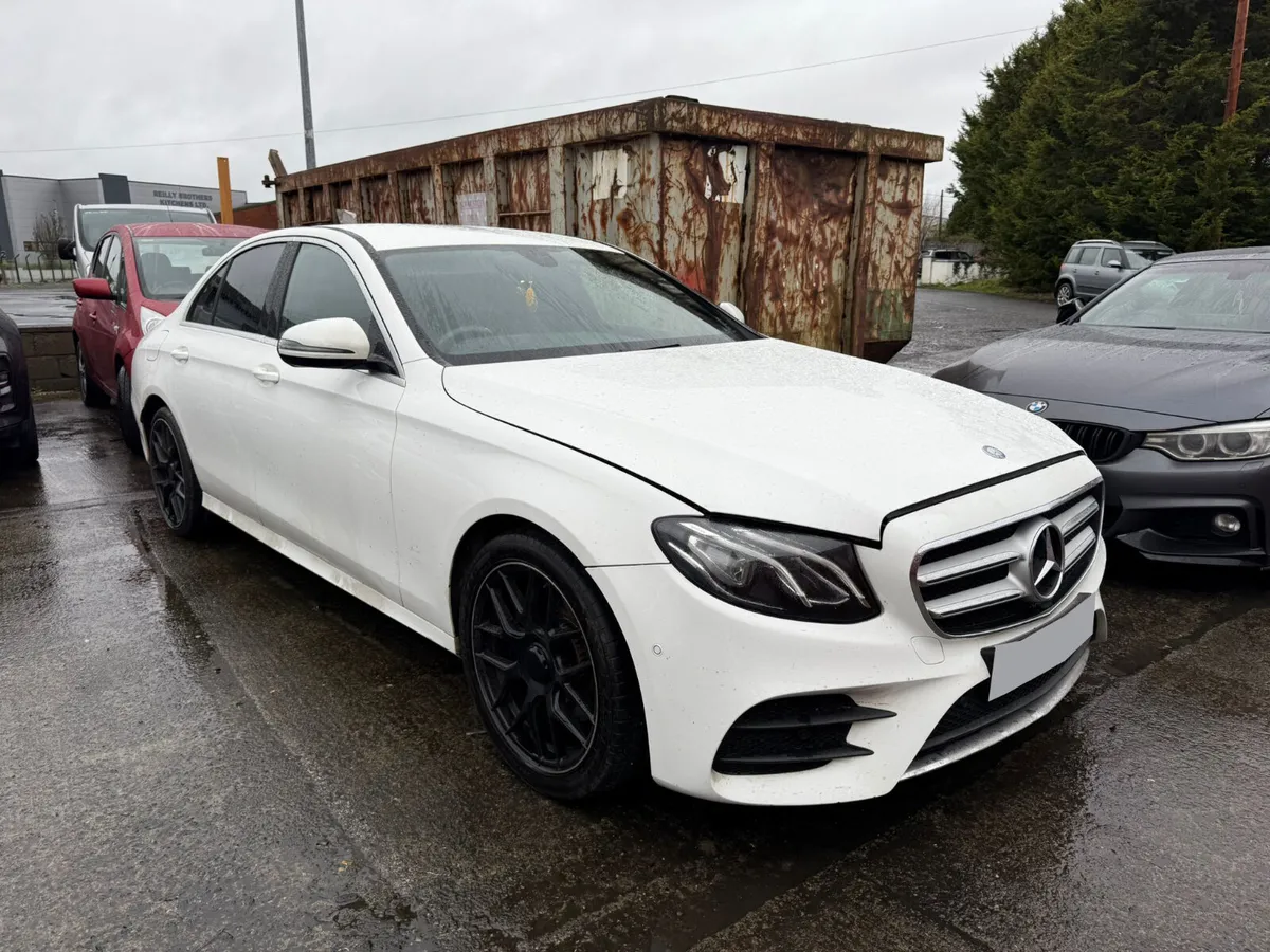 2017 MERCEDES E-CLASS  220 D AMG LINE BREAKING! - Image 1