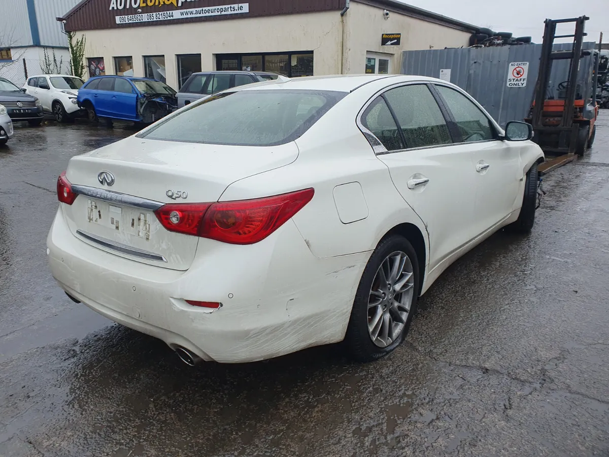 17 INFINITI Q50  2.2 D AUTO FOR BREAKING - Image 4