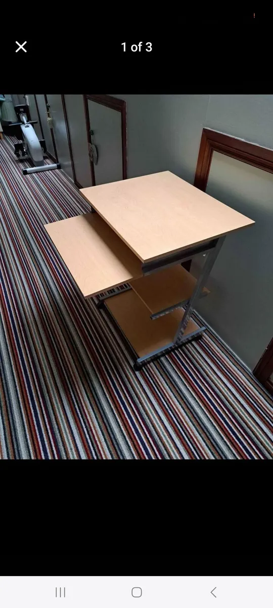 Computer desk - Image 2