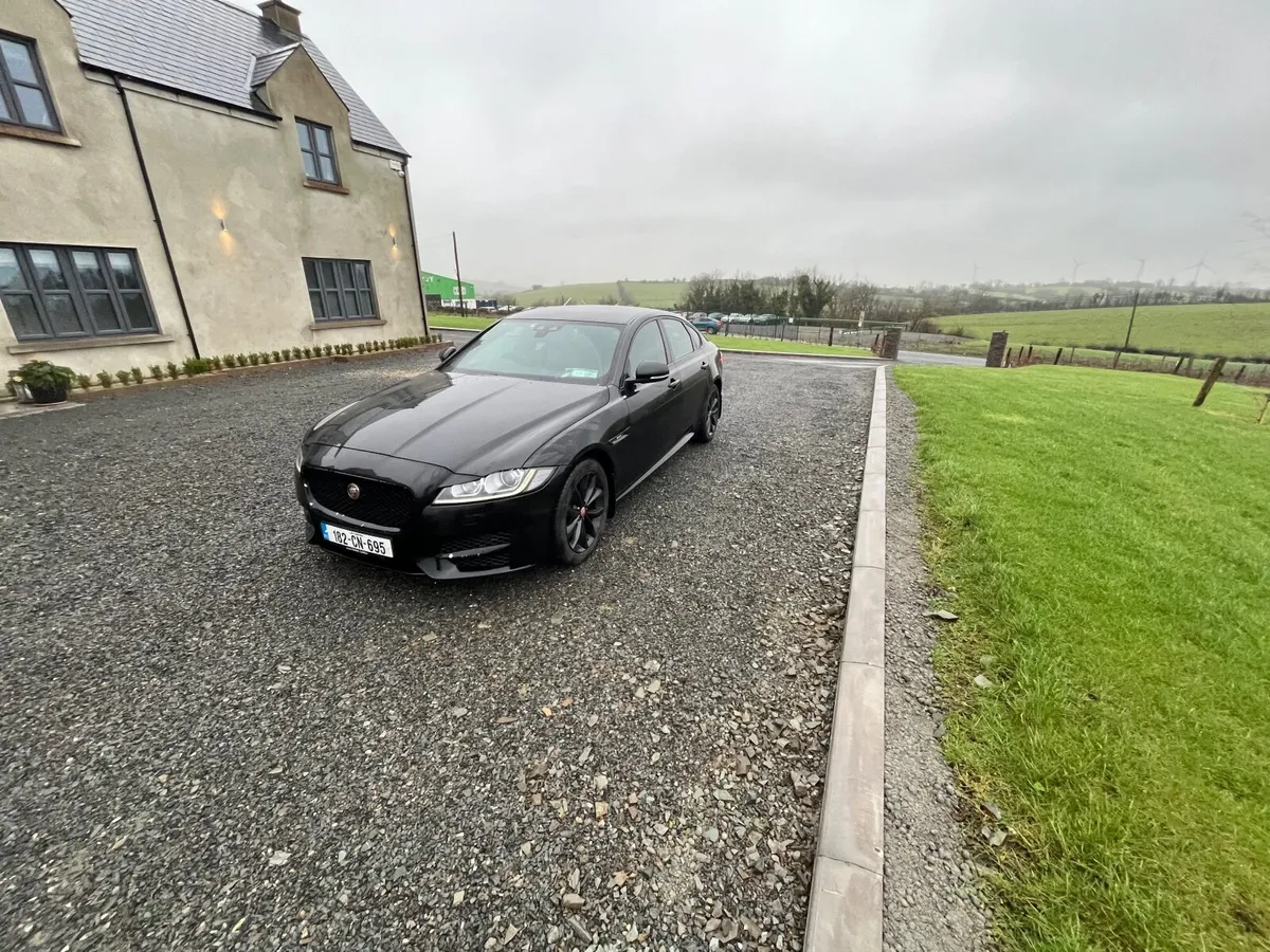 Jaguar XF 182 sport black edition - Image 4