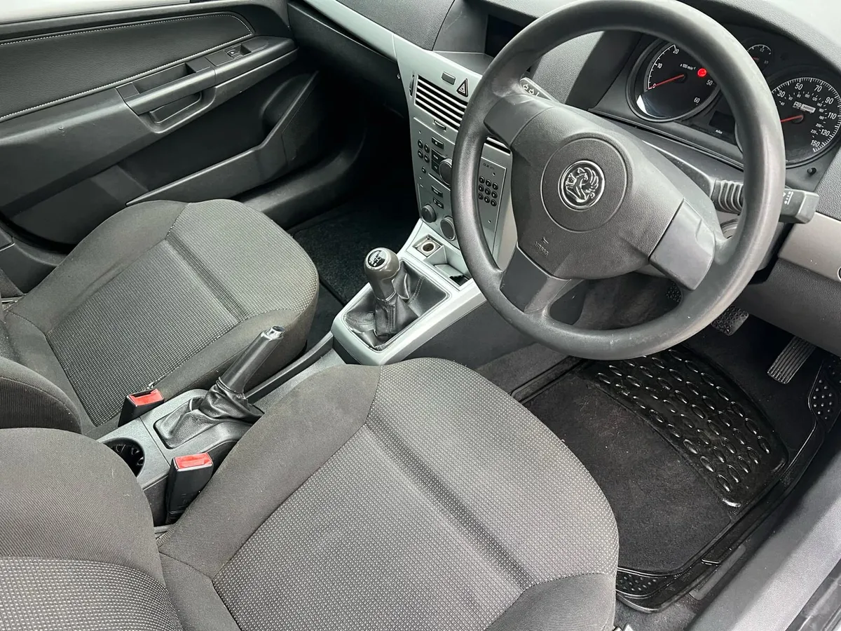 Opel Astra 09 1.7 CDTI new nct 10/25 tax 5/25 - Image 3