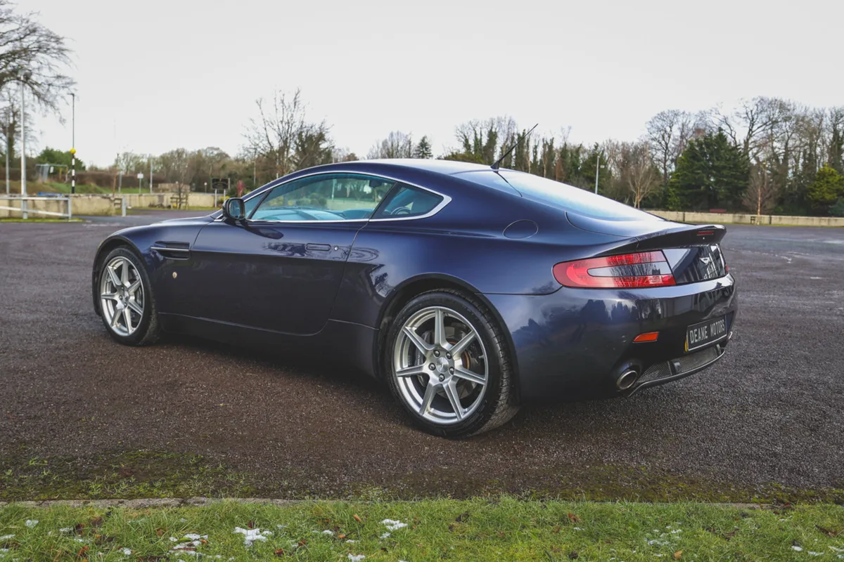 2006 Aston Martin V8 Vantage Manual - Image 2