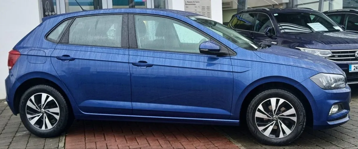 Volkswagen Polo Trendline 1.0 80hp  cruise Contro - Image 2