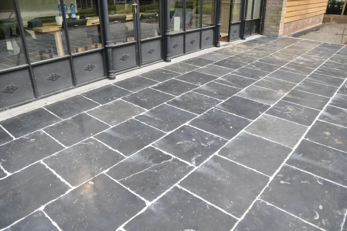 Reclaimed Limestone Flag - Image 1