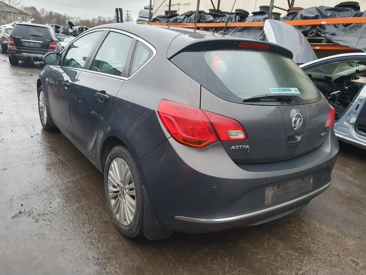 14 OPEL ASTRA  1.7 CDTI (A17DTS) FOR BREAKING - Image 4