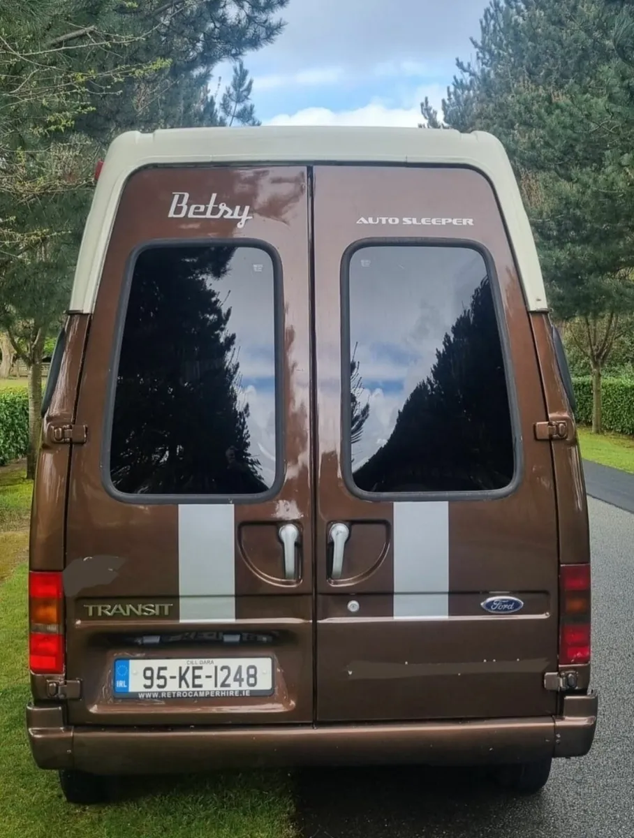 Camper van Ford Transit Restored Vintage - Image 2