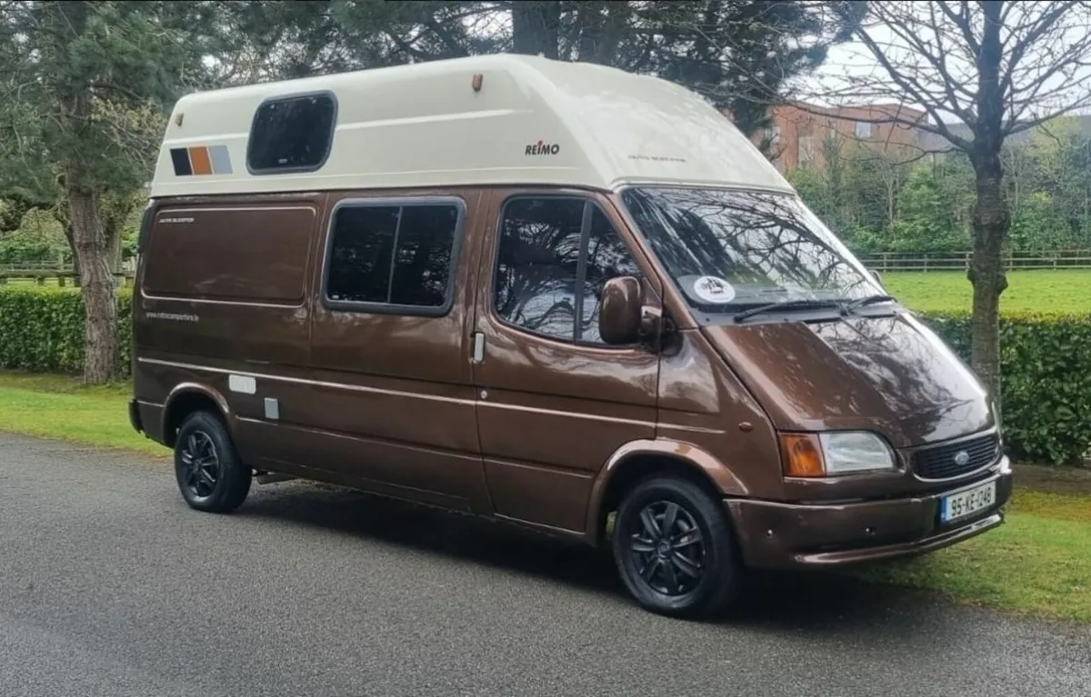 Camper van Ford Transit Restored Vintage - Image 1