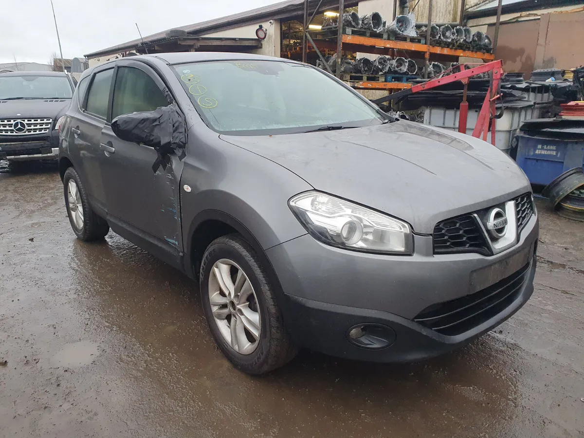 12 NISSAN QASHQAI  1.6 P FOR BREAKING - Image 2
