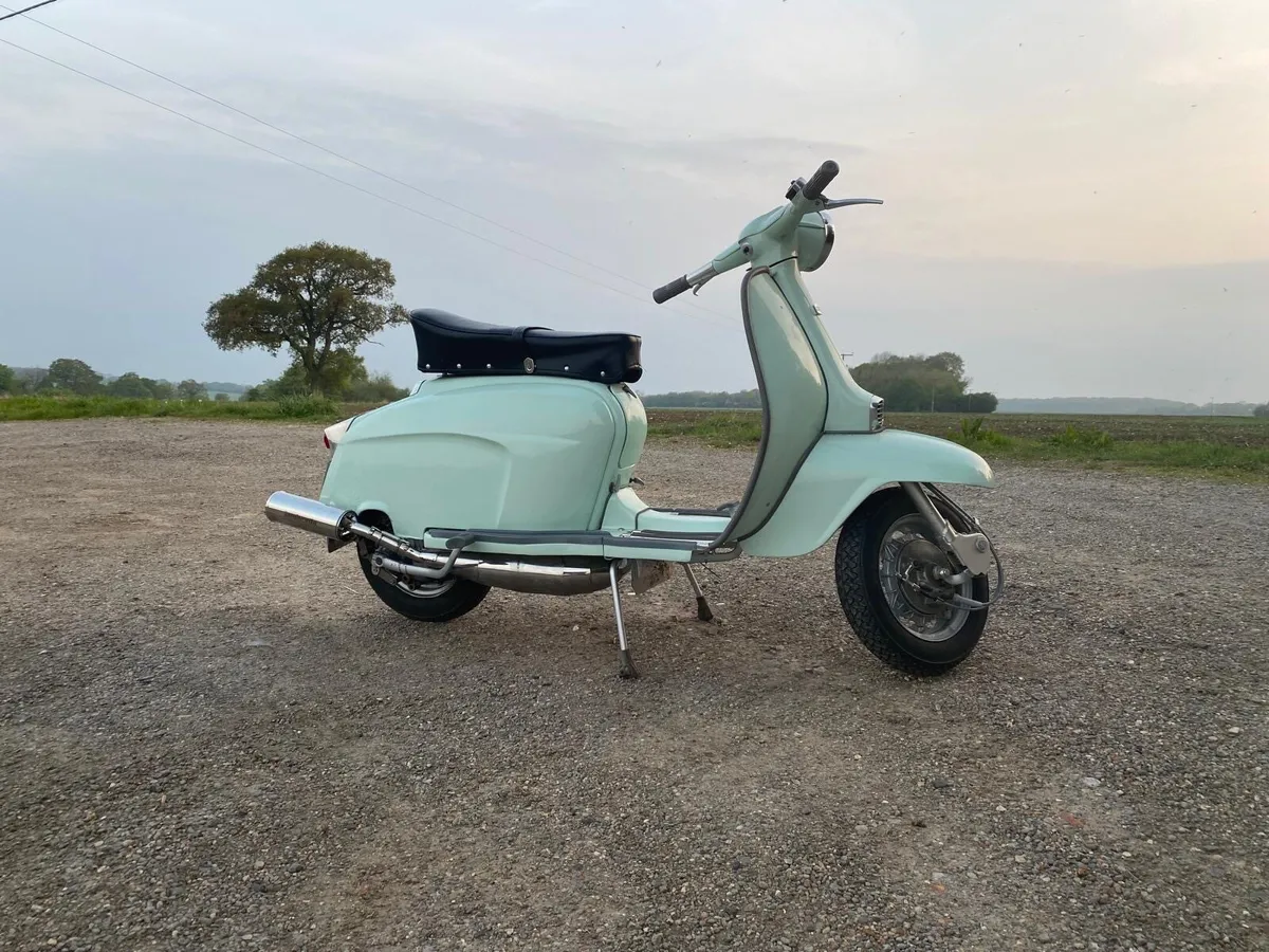 1969 lambretta 150 - Image 2