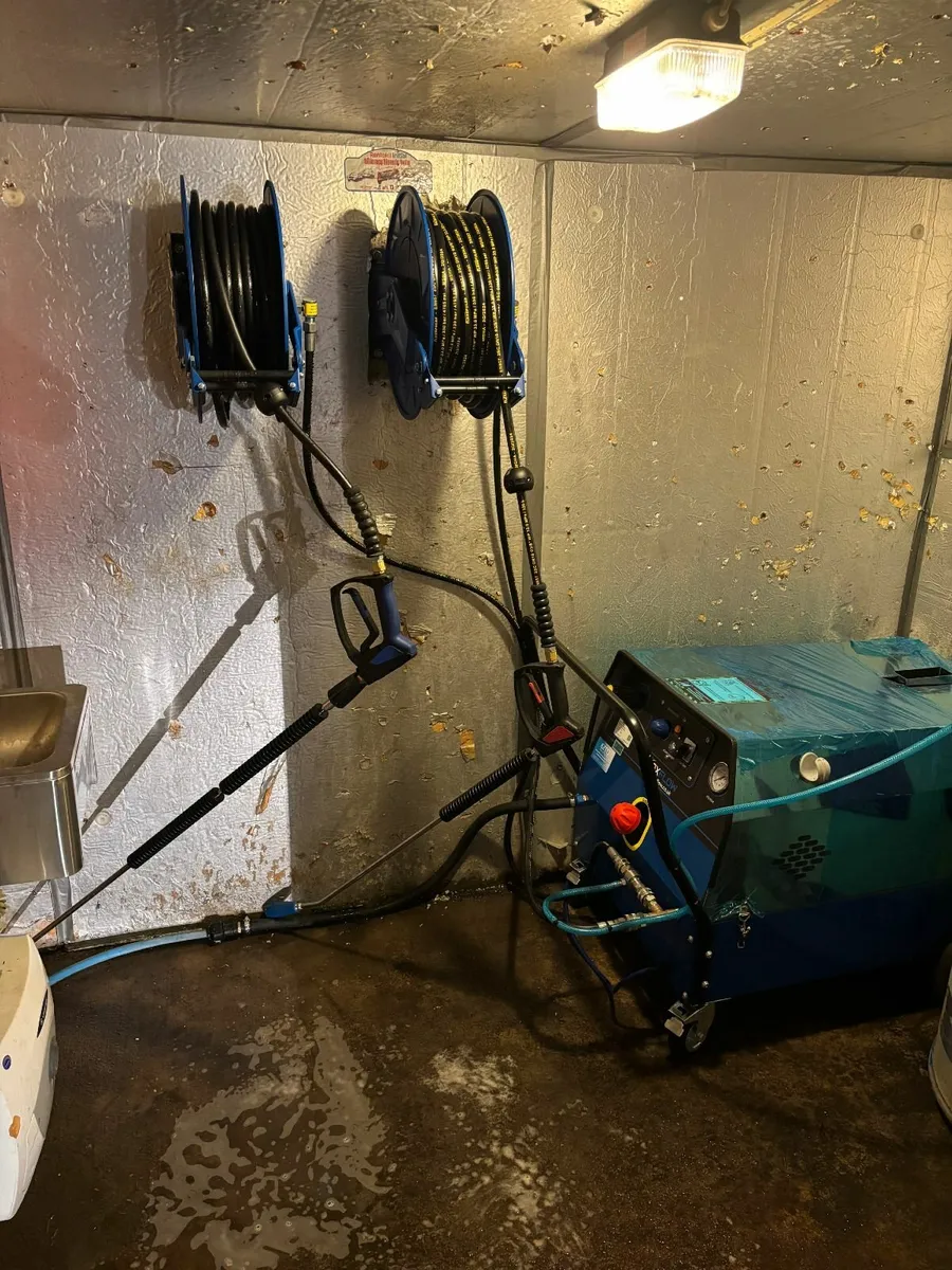 Maxflow Hotwash Pressure Washers - Image 3