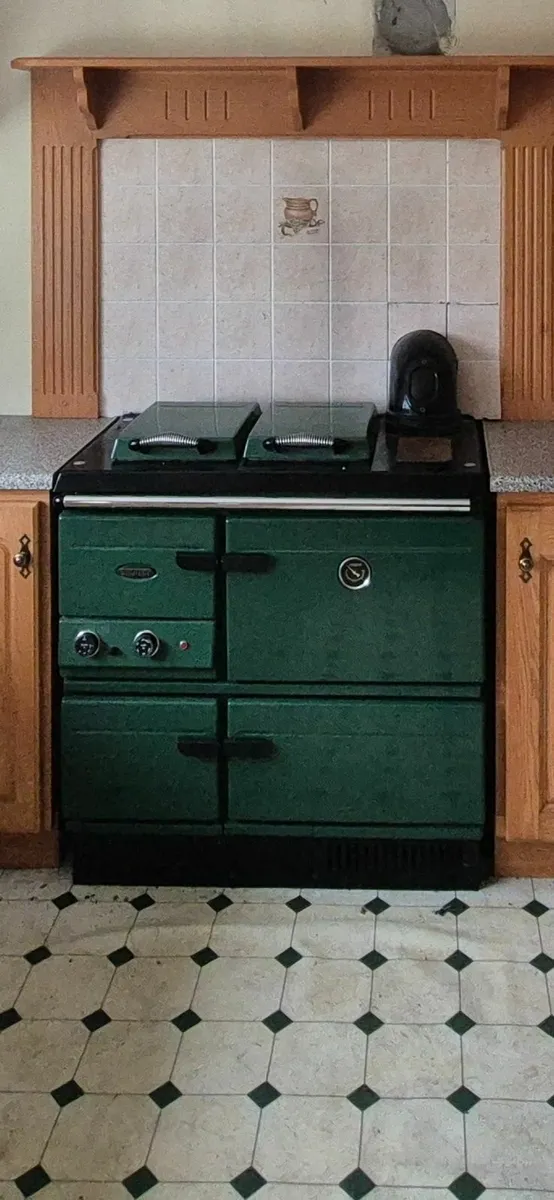 Stanley Stove like New - Image 1