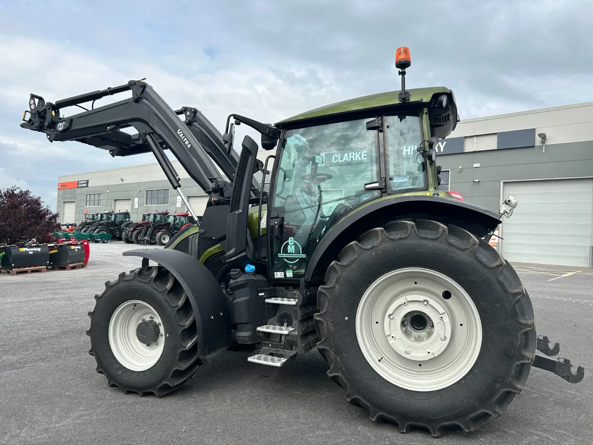 Valtra G135A - Ex Demo 200 Hrs - Image 4