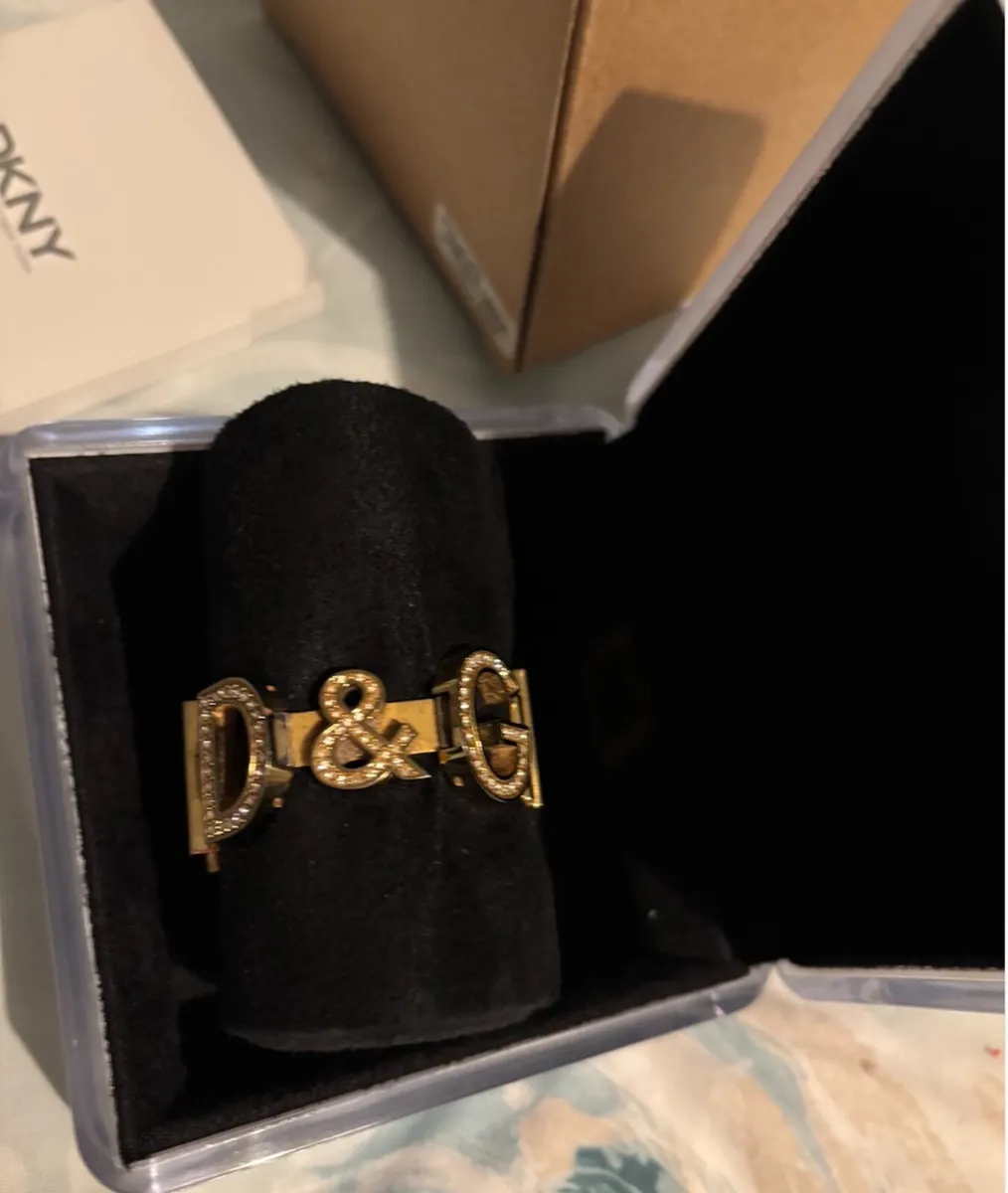 Watch - D&G Ladies Gold watch with diamonds - Image 3
