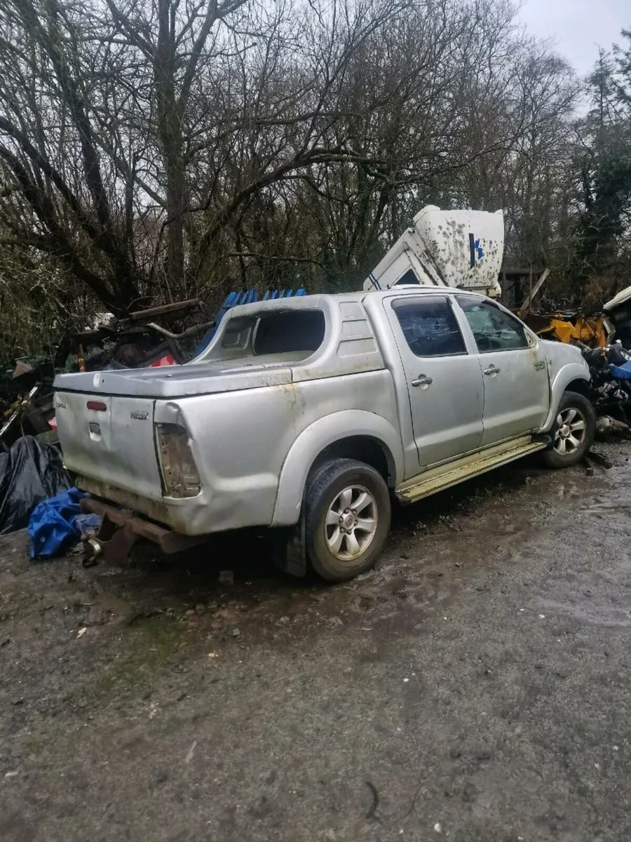 Toyota landcruiser/hilux parts - Image 4
