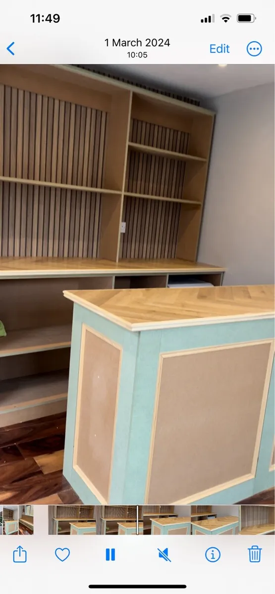 Bar - Image 1