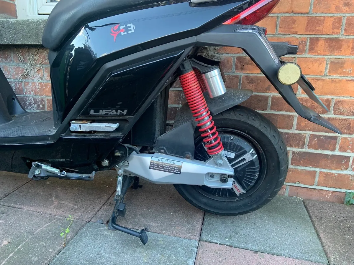 Motorbike Lifan ecobike electric scooter - Image 3