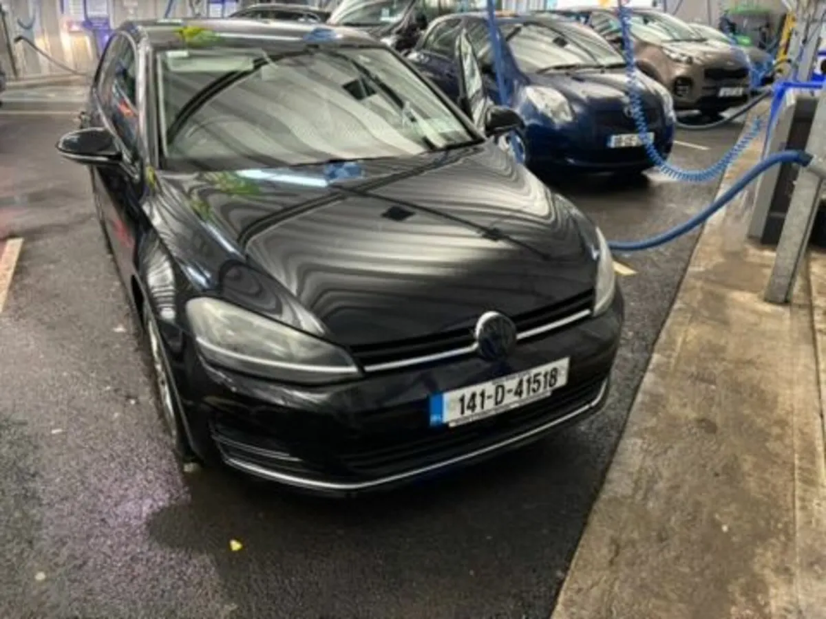 Volkswagen Golf 2014 - Image 1