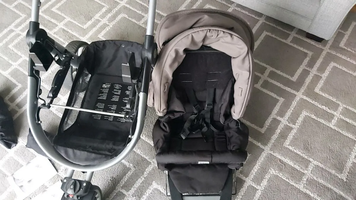 Tuetonia pushchair - Image 2