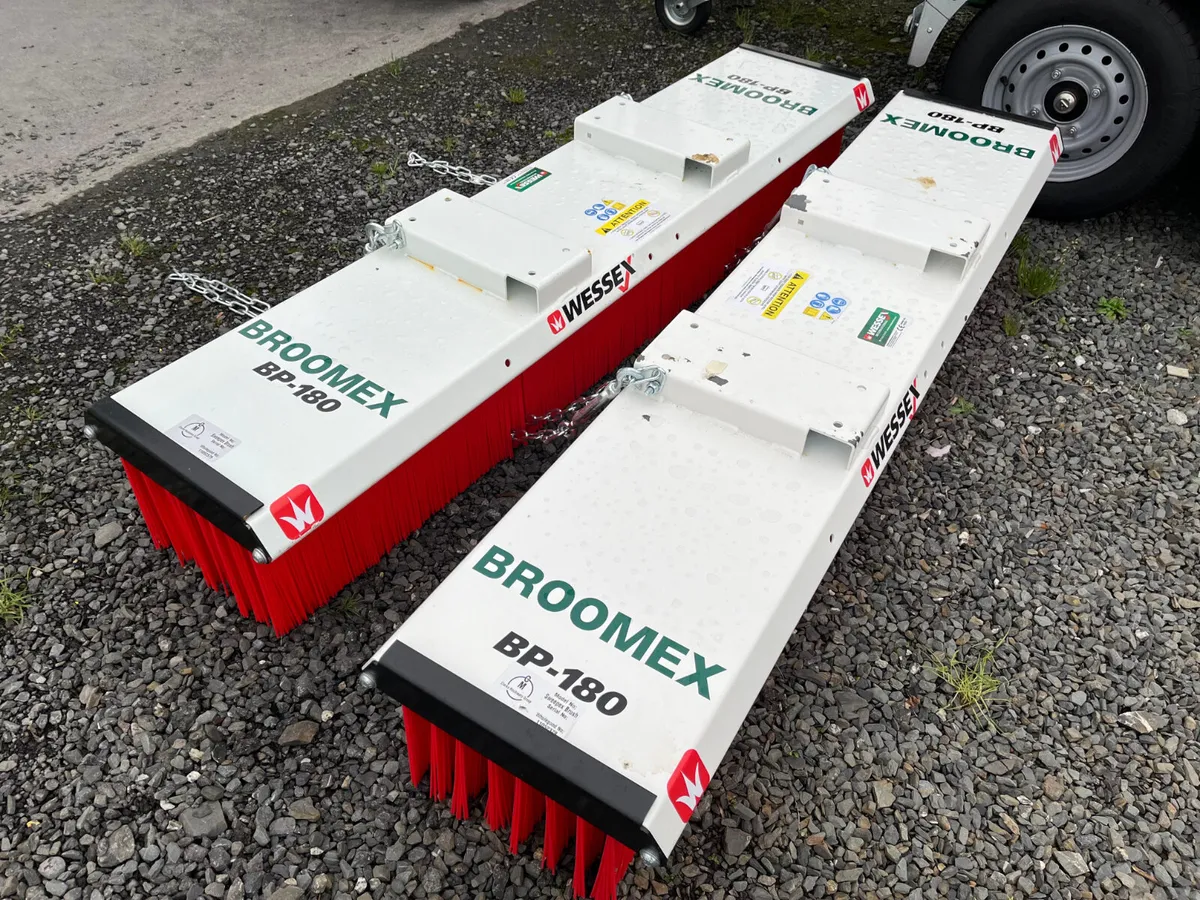 6ft & 8ft Broomex Brushes - Image 1
