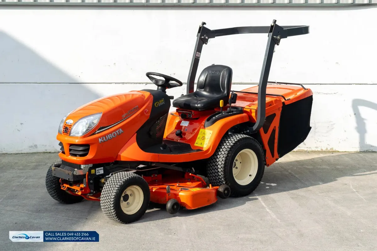 2018 Kubota GR2120 Lawnmower - Image 2