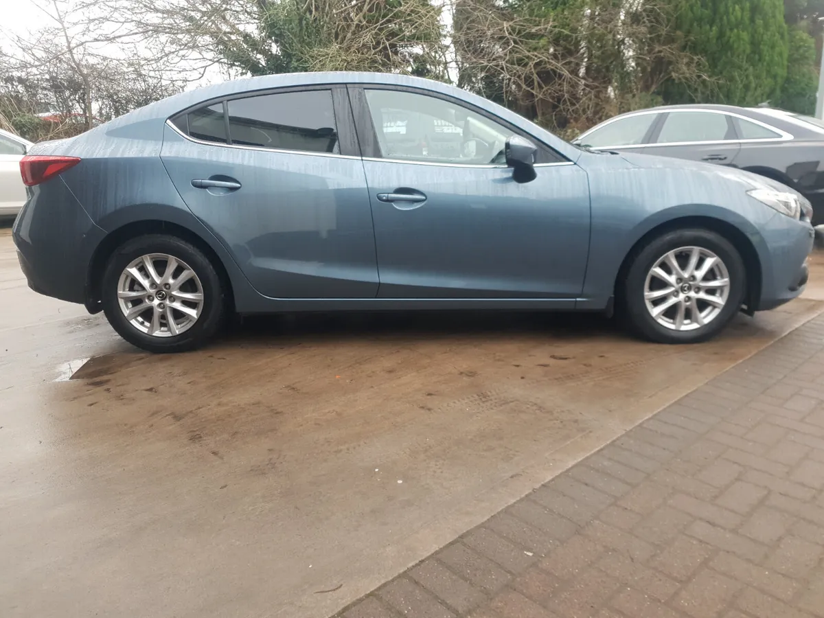 Mazda Mazda3 2017 - Image 2