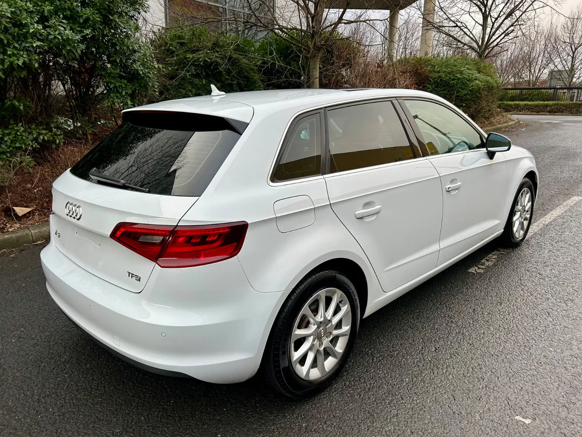 Audi A3 1.4 TFSI AUTO SUNROOF - Image 2