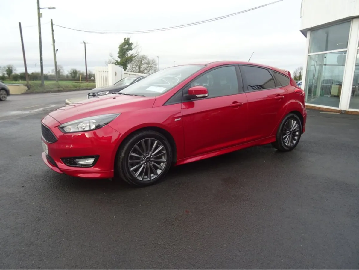 Ford Focus St-line 1.5 TD 120PS 6speed - Image 4