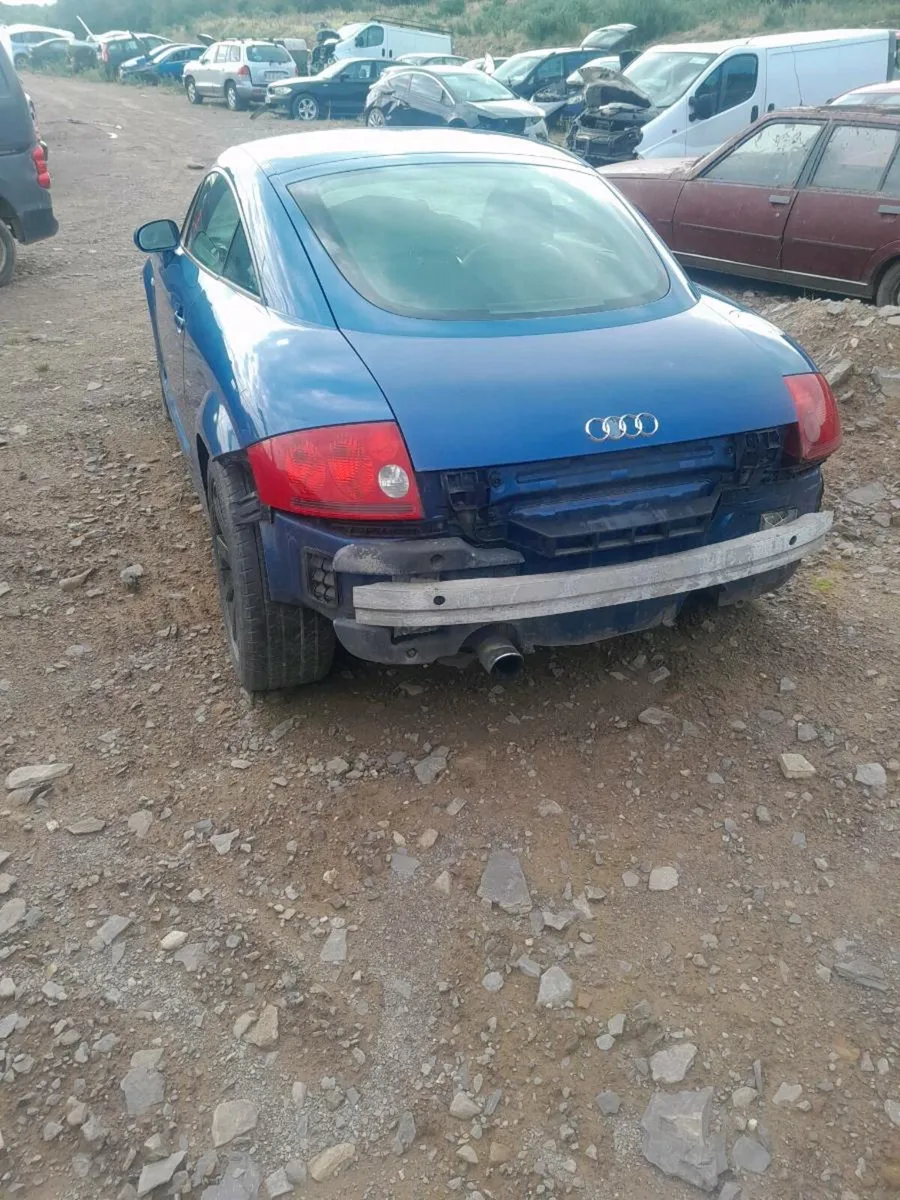 Breaking Audi tt - Image 2