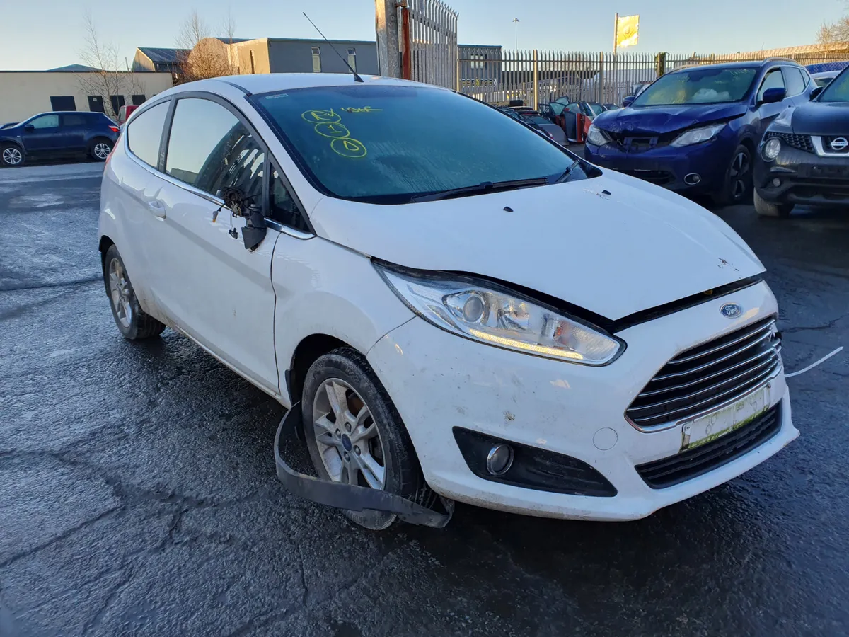 15 FORD FIESTA 1.0 P ECOSPORT FOR BREAKING - Image 1