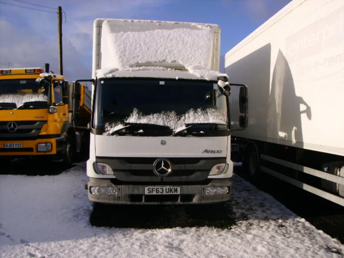 MERCEDES ATEGO 816 SIDE DOOR TAIL LIFT ONE OWNER - Image 2