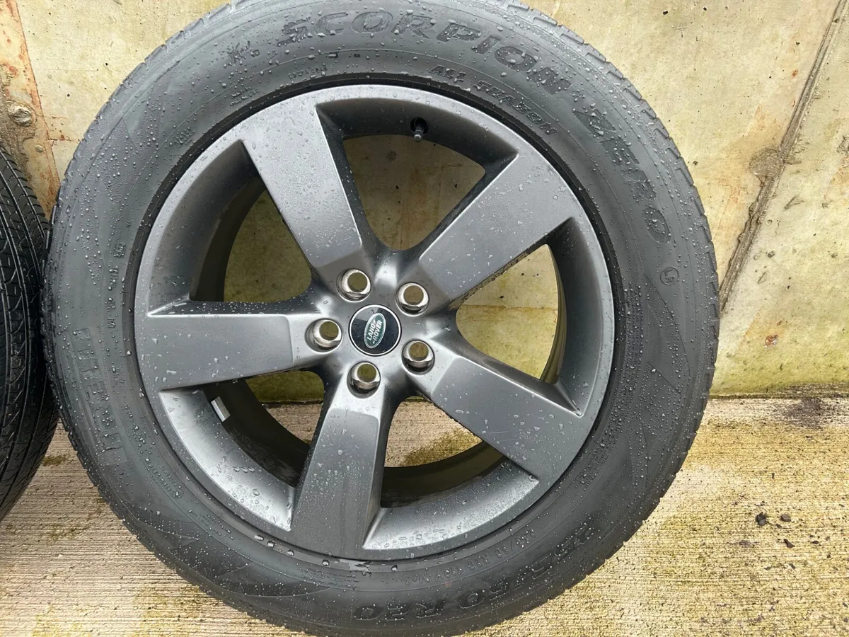 Genuine 20' Landrover DEFENDER Wheels C/W Pirelli - Image 3