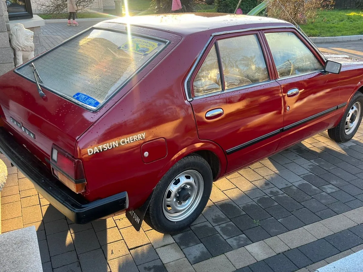 1983 Datsun cherry 51k miles very clean - Image 3