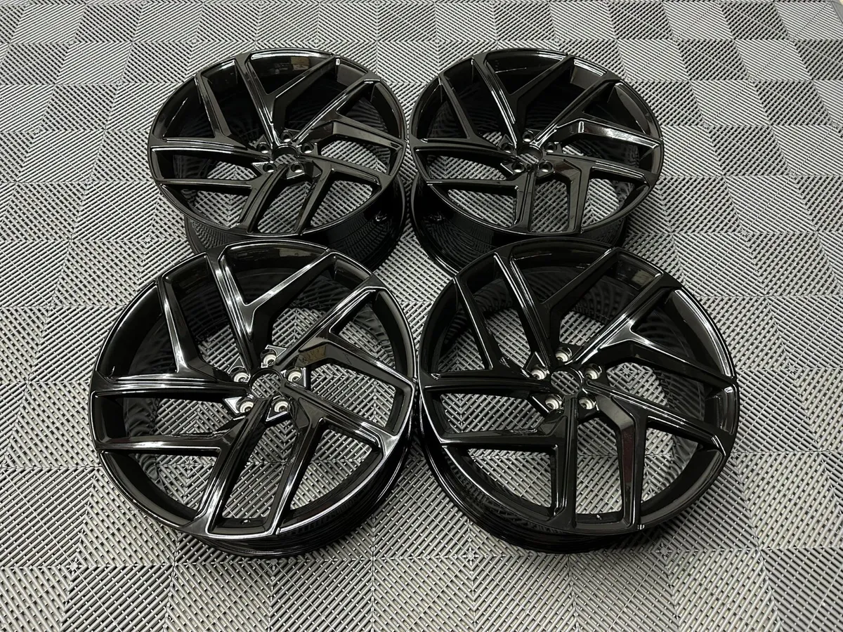 22 23″ Inch Q6 Alloys Audi Q5 Q7 Q8 A7 A8 5X112 - Image 2