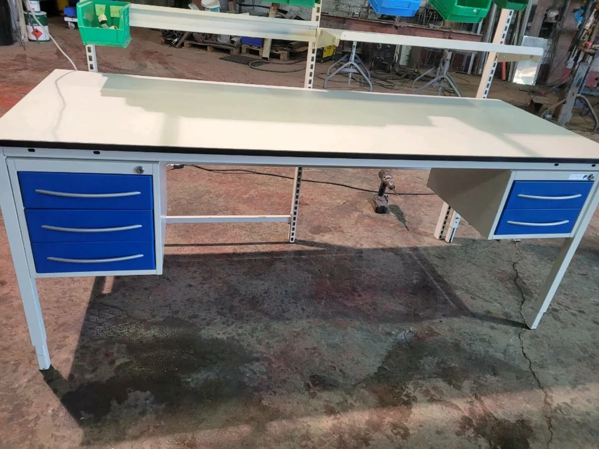 Work bench - Image 2