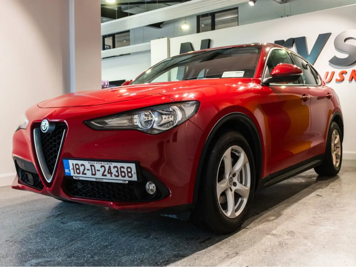 Alfa Romeo Stelvio 2.2 TD Super 190BHP RWD 5DR Au - Image 3