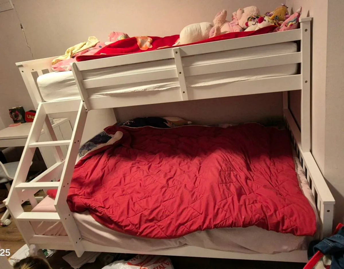 Kids bed