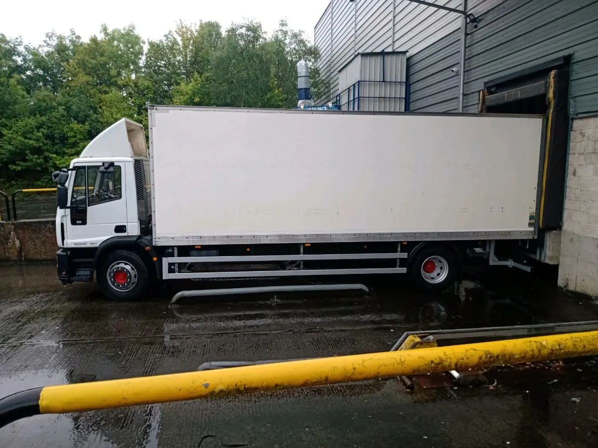 Iveco Eurocargo 180E25 - Image 1