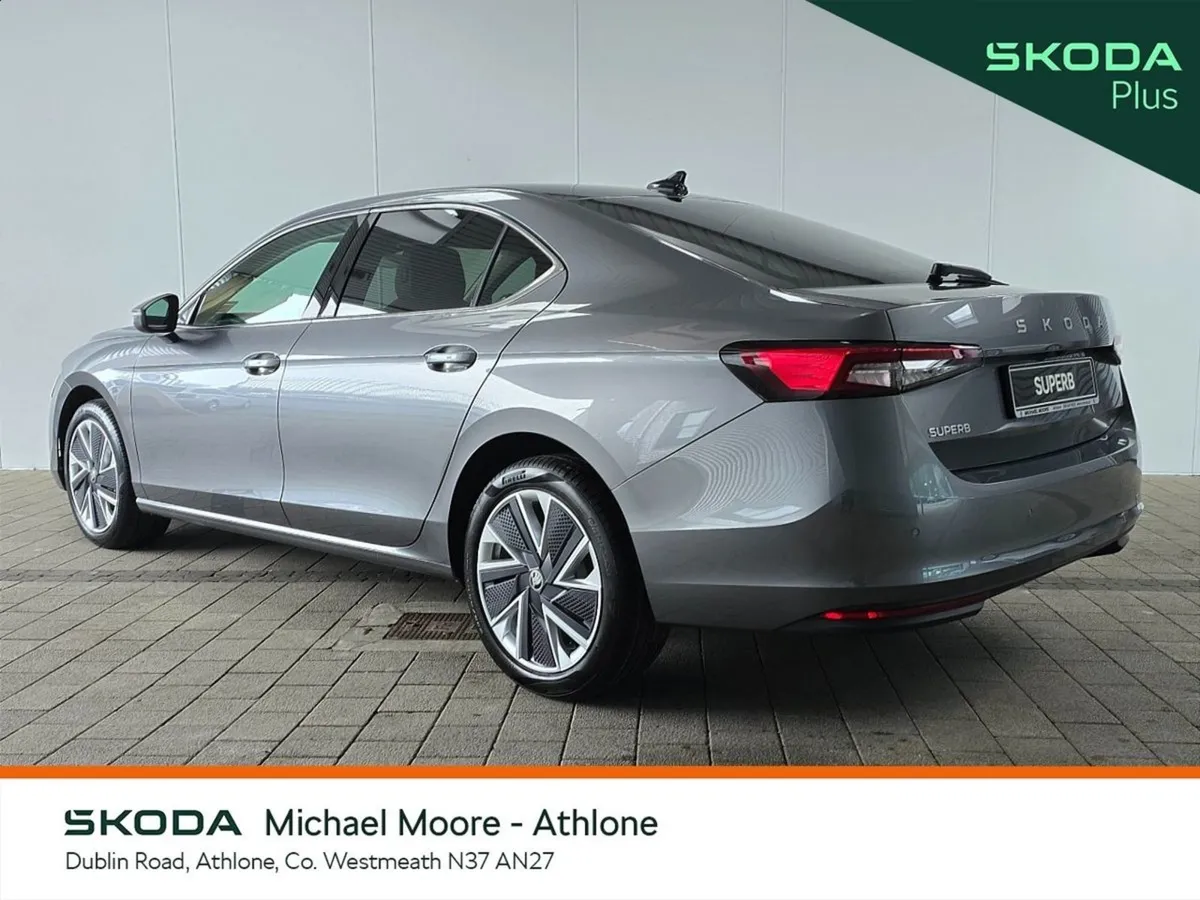 Skoda Superb Selection  2.0 TDI DSG 150BHP - Image 3