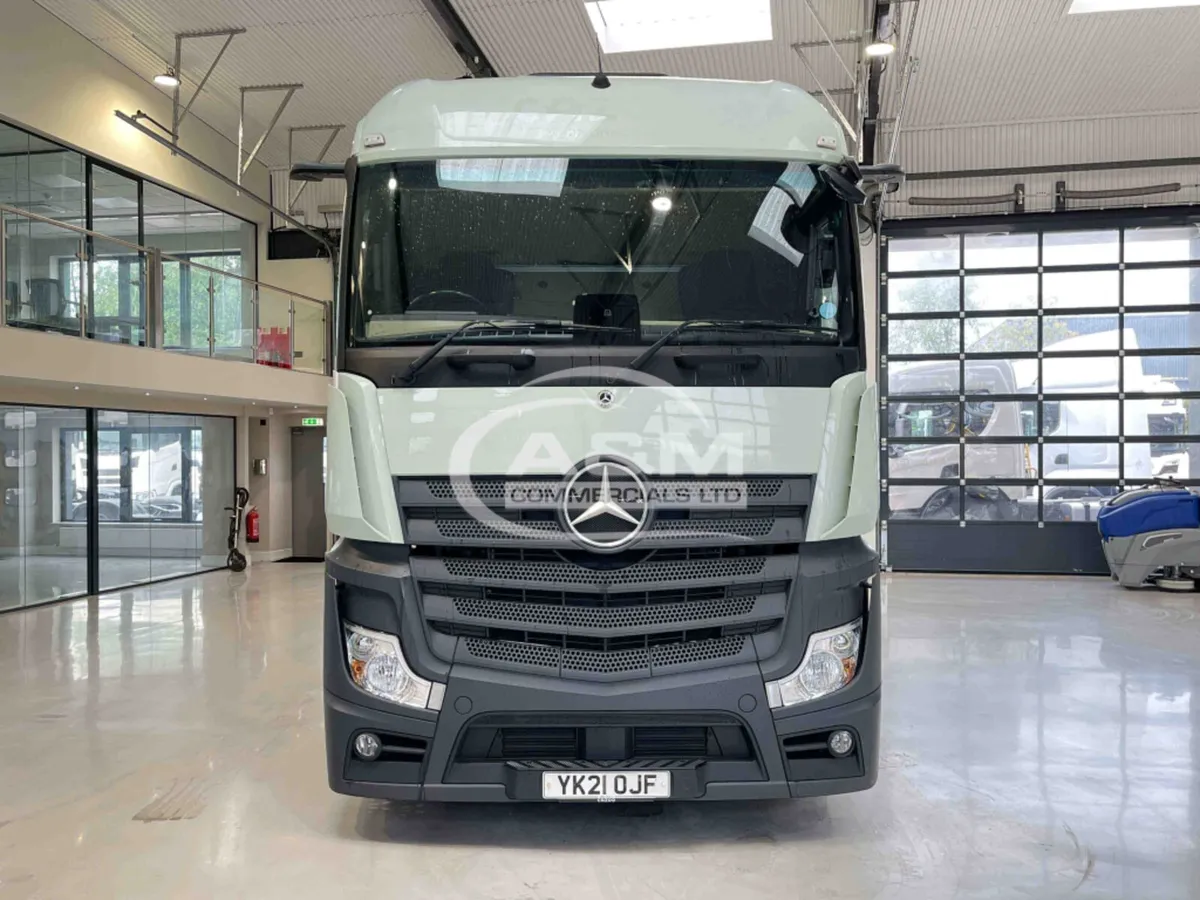 2021 (21) MERCEDES-BENZ ACTROS 1845 STREAMSPACE LO - Image 2