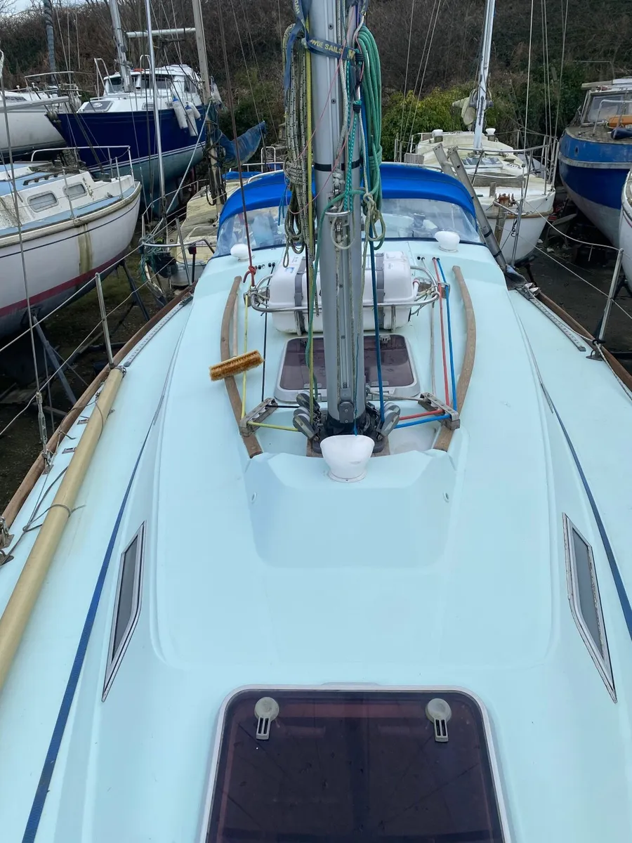 Nicholson 31 Yacht - Image 4