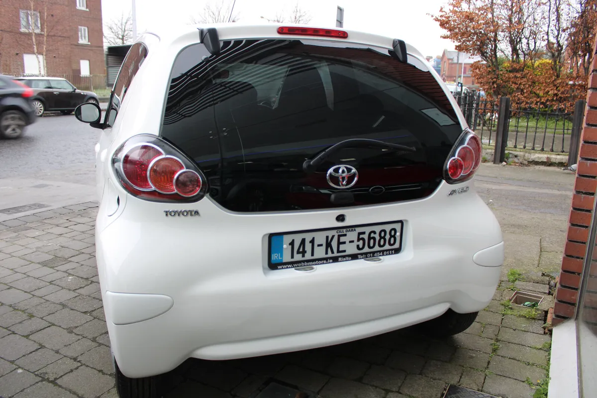 Toyota Aygo 1.0 VVT-I MODEL 2014 **SALE AGREED** - Image 4
